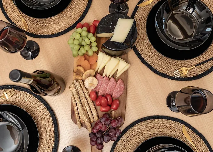 M Superior Naxos Town Apartmán *