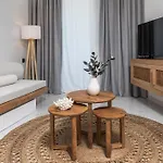 M Superior Naxos Town Apartment