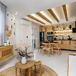 M Superior Naxos Town Apartment